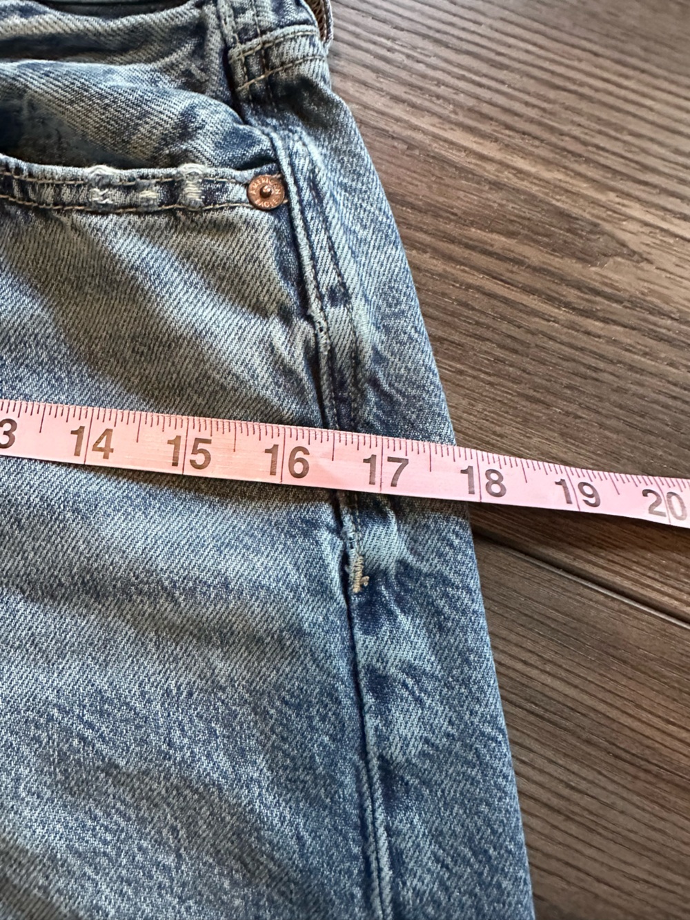 American Eagle Wide Leg Jeans | Light Wash Denim | Size 0 | EUC | 26" Inseam - Picture 6 of 10